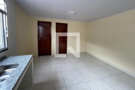 Sala/Cozinha de casa para alugar com 2 quartos, 42m² em Santa Cruz da Serra, Duque de Caxias