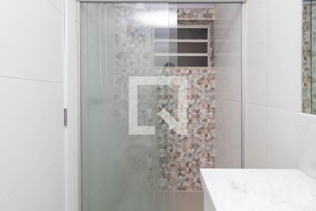 Banheiro de apartamento para alugar com 1 quarto, 45m² em Centro Histórico, Porto Alegre
