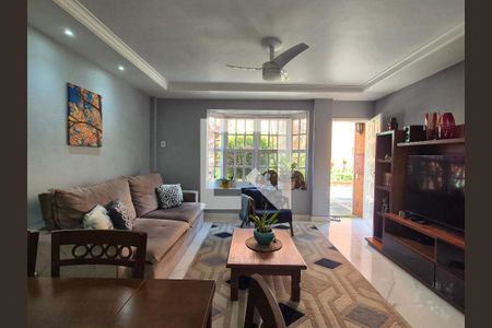 Sala  de casa de condomínio à venda com 4 quartos, 174m² em Recreio dos Bandeirantes, Rio de Janeiro