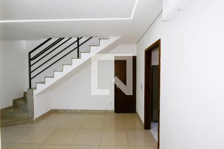 Apartamento para alugar com 3 quartos, 140m² em Camargos, Belo Horizonte