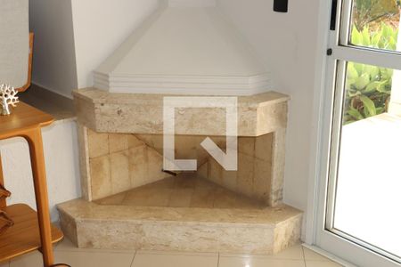 Sala de casa de condomínio para alugar com 4 quartos, 380m² em São Paulo Ii, Cotia