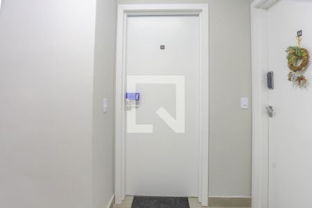 Entrada com lockbox  de apartamento para alugar com 2 quartos, 50m² em Centro, Diadema