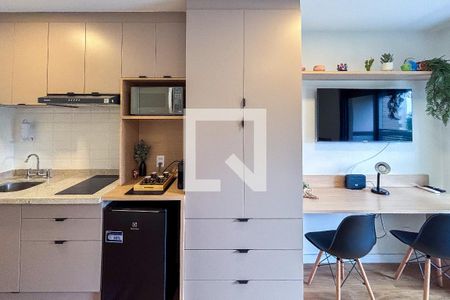 Studio de kitnet/studio para alugar com 1 quarto, 27m² em Pinheiros, São Paulo
