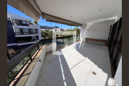 Varanda de apartamento à venda com 4 quartos, 160m² em Recreio dos Bandeirantes, Rio de Janeiro