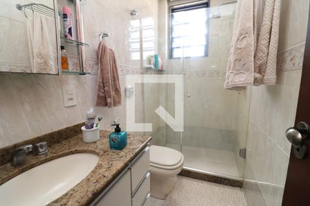 Banheiro da suite de apartamento para alugar com 3 quartos, 126m² em Jardim Guanabara, Rio de Janeiro