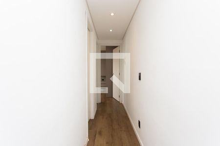 Corredor  de apartamento à venda com 2 quartos, 45m² em Itaquera, São Paulo