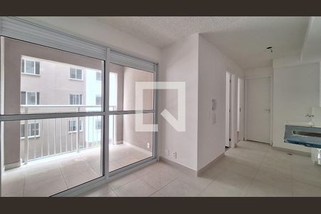 Apartamento para alugar com 2 quartos, 34m² em Parque Industrial Tomas Edson, São Paulo