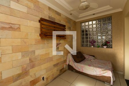 Sala de casa de condomínio à venda com 2 quartos, 60m² em Novo Riacho, Contagem