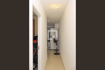 Corredor de apartamento para alugar com 2 quartos, 54m² em Piatã, Salvador