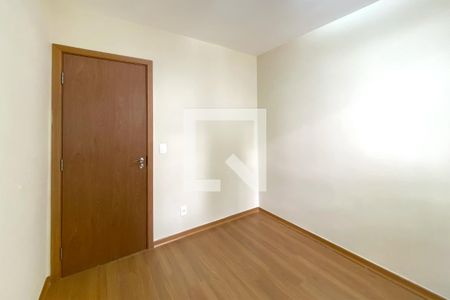 Quarto 1 de apartamento à venda com 2 quartos, 70m² em Santo Antônio, Belo Horizonte