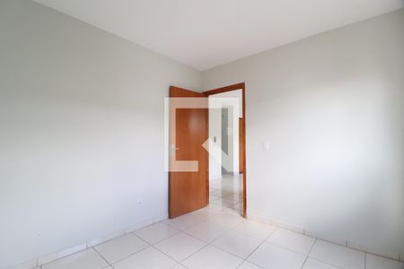 Quarto 1 de apartamento para alugar com 2 quartos, 55m² em Shopping Park, Uberlândia