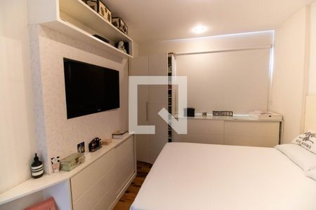 Suíte  de apartamento à venda com 2 quartos, 199m² em Santa Rosa, Niterói
