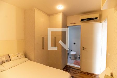 Suíte  de apartamento à venda com 2 quartos, 199m² em Santa Rosa, Niterói