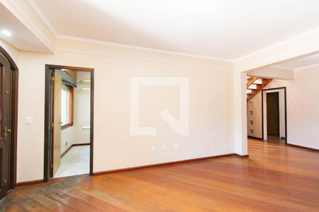 Casa à venda com 4 quartos, 539m² em Igara, Canoas