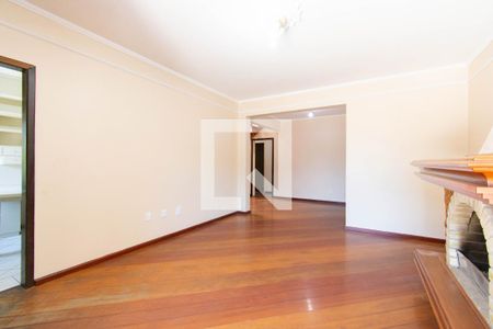 Casa à venda com 4 quartos, 539m² em Igara, Canoas