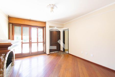 Casa à venda com 4 quartos, 539m² em Igara, Canoas