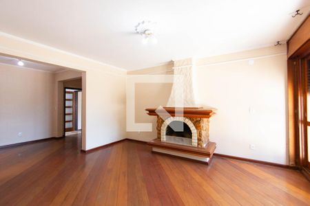 Casa à venda com 4 quartos, 539m² em Igara, Canoas