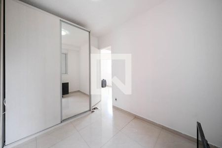 Quarto 1 de apartamento para alugar com 2 quartos, 49m² em Vila Talarico, São Paulo