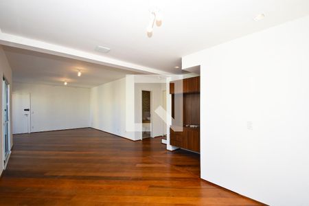 Sala de apartamento para alugar com 3 quartos, 242m² em Jardim Paulista, São Paulo