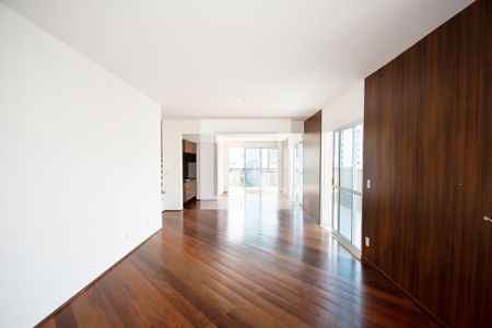 Sala de apartamento para alugar com 3 quartos, 242m² em Jardim Paulista, São Paulo