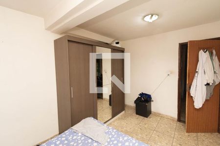 Casa1 - Quarto 2 de casa à venda com 6 quartos, 200m² em Água Branca, Contagem