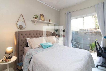 Quarto 1 de apartamento à venda com 3 quartos, 75m² em Santana, Porto Alegre