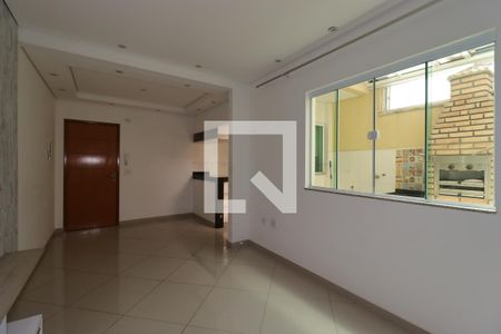 Sala de apartamento à venda com 2 quartos, 65m² em Vila Camilópolis, Santo André