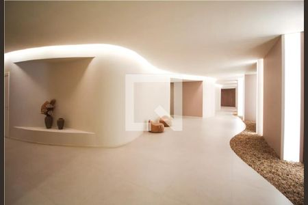Hall social de apartamento à venda com 3 quartos, 145m² em Moema, São Paulo