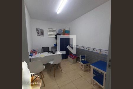 Casa à venda com 3 quartos, 150m² em Jardim Oriental, São Paulo