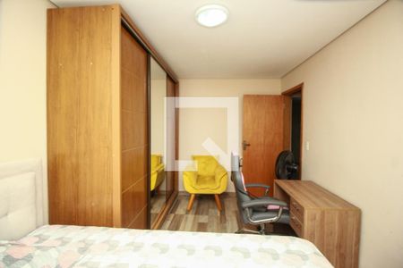 Quarto 1 de casa à venda com 2 quartos, 168m² em Jardim das Maravilhas, Santo André