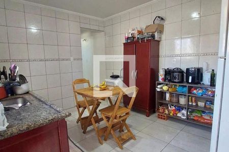Casa à venda com 4 quartos, 275m² em Condomínio Maracanã, Santo André