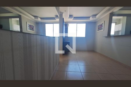 Sala de apartamento para alugar com 2 quartos, 44m² em Parque Santa Rosa, Suzano