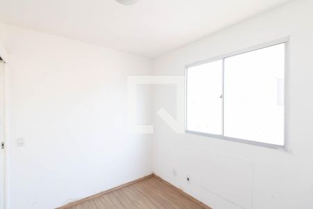 Quarto 2 de apartamento para alugar com 2 quartos, 46m² em Cosmos, Rio de Janeiro