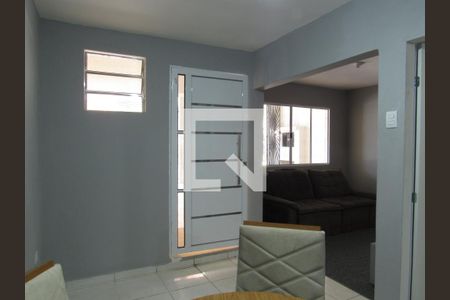 Sala de casa à venda com 3 quartos, 140m² em Vila Yolanda, Osasco