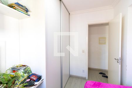 Quarto 1 de apartamento à venda com 3 quartos, 67m² em Santo Antônio, Porto Alegre
