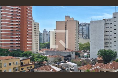 Vista Varanda da Sala/Cozinha de kitnet/studio para alugar com 1 quarto, 30m² em Pompeia, São Paulo