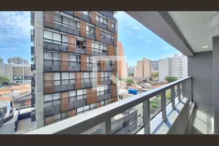 Varanda da Sala/Cozinha de kitnet/studio para alugar com 1 quarto, 30m² em Pompeia, São Paulo