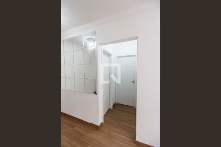 Corredor de apartamento à venda com 2 quartos, 51m² em Centro, Barueri