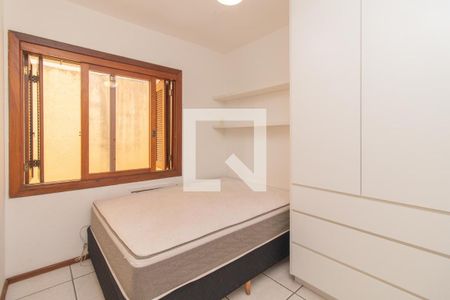 Quarto 2 de casa para alugar com 4 quartos, 154m² em Guarujá, Porto Alegre
