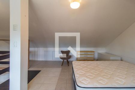 Quarto 1 de casa para alugar com 4 quartos, 154m² em Guarujá, Porto Alegre