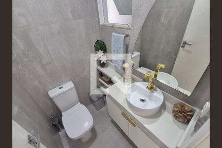 Lavabo  de casa de condomínio para alugar com 5 quartos, 350m² em Recreio dos Bandeirantes, Rio de Janeiro