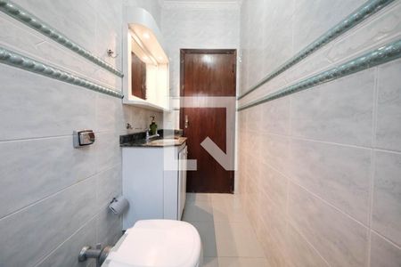 Lavabo de casa para alugar com 4 quartos, 200m² em Jardim Penha, São Paulo