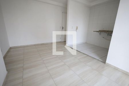 Sala de apartamento para alugar com 2 quartos, 50m² em Vila Metalúrgica, Santo André