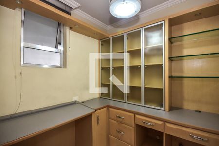 Escritório de apartamento para alugar com 4 quartos, 245m² em Vila Suzana, São Paulo