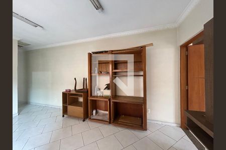 Sala de TV de casa para alugar com 3 quartos, 180m² em Parque Sao Domingos, São Paulo