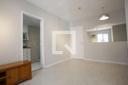 Sala de apartamento à venda com 2 quartos, 53m² em Pechincha, Rio de Janeiro