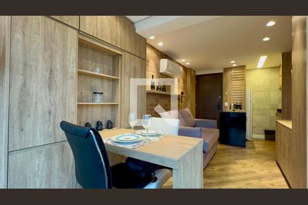 Varanda de apartamento à venda com 1 quarto, 30m² em Pinheiros, São Paulo