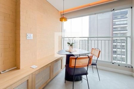 Sala de kitnet/studio para alugar com 1 quarto, 38m² em Paraíso, São Paulo