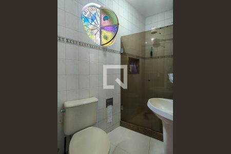 Banheiro de casa para alugar com 3 quartos, 80m² em Vasco da Gama, Rio de Janeiro