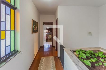 Casa à venda com 4 quartos, 256m² em Mangabeiras, Belo Horizonte